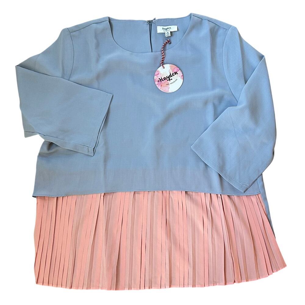 Hayden Los Angeles Pleated Hem Blouse Size M Blue Pink Colorblock 3/4 Sleeve Top